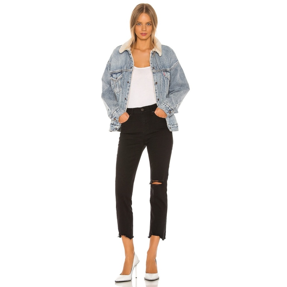 Levi’s 724 High Rise Straight Cropped Ripped Knee Raw Hem Distressed Black Jeans
